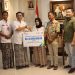Wali Kota, Serahkan Santunan Kematian Tukang Becak 8 Wali Kota, Serahkan Santunan Kematian Tukang Becak