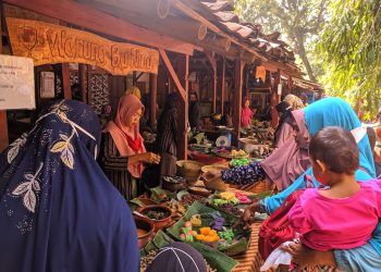 54 Kuliner Pemalang Pasar Kamis Wage Benowo Park Desa Penggarit 4.jpg