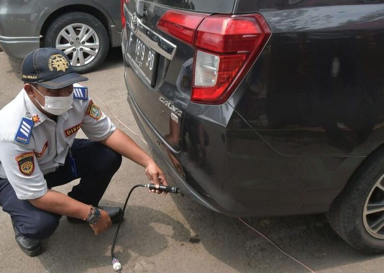 Denda Tilang Uji Emisi Berlaku 1 September