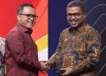 Wakil Ketua DPRD Jateng dari Fraksi Golkar Ferry Wawan Cahyono Raih Penghargaan Best in Local Wisdom Empowerment 11 Wakil Ketua DPRD Jateng dari Fraksi Golkar Ferry Wawan Cahyono Raih Penghargaan Best in Local Wisdom Empowerment