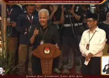 Ganjar Arah Reformasi Harus Dituntaskan Dengan Jurdil Tanpa Kkn.webp.webp