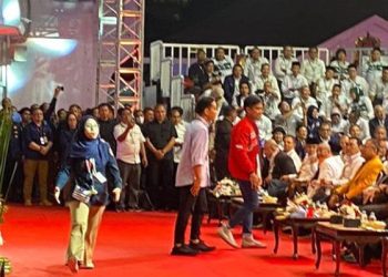 Ini Penjelasan Gibran Soal Salim Ke Megawati Di Kpu.jpg