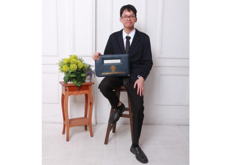 Kemas Juara 1 Mawapres Psikologi Undip 2022 Ikut Dilantik Pada Wisuda Ke 172 1 A.jpg