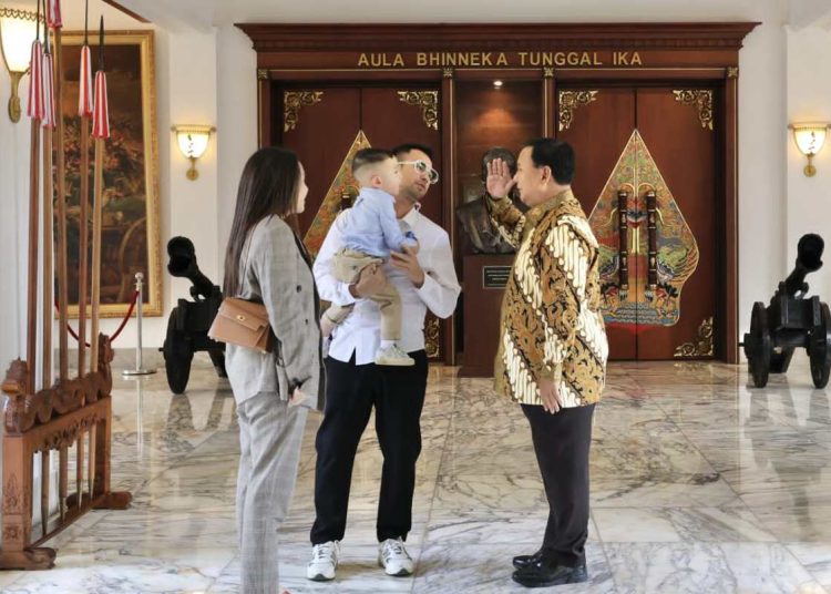 Momen Gemoy Cipung Ucapkan ‘Siap Grak’ Saat Bertemu Prabowo – Warga Berita