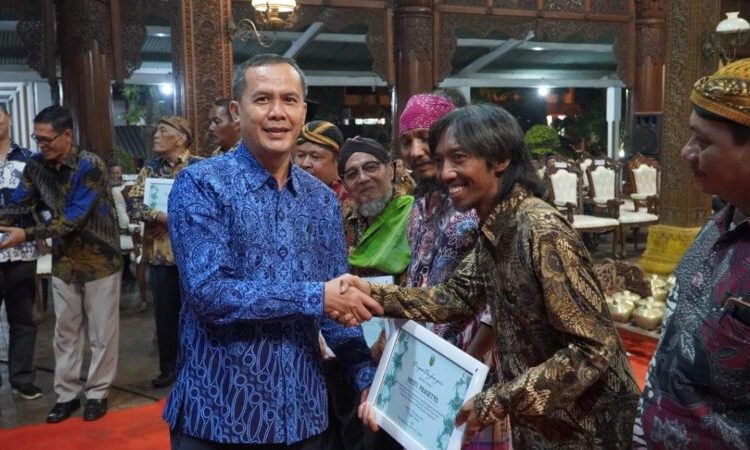 Peringati Hari Wayang, Pemkab Jepara Beri Apresiasi Penggiat Seni