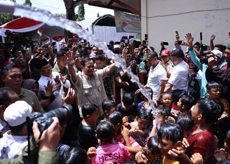 Kita Akan Terus Bekerja Memberi Manfaat 1 Prabowo Air Pamekasan.jpg