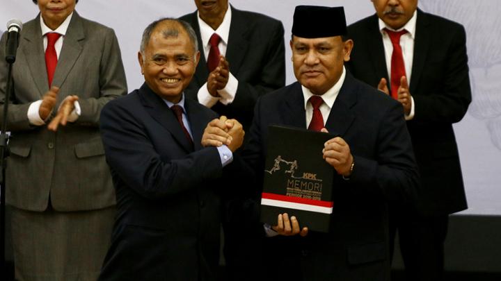 Ternyata Ini Motif Agus Rahardjo Ungkap Intervensi Jokowi di Kasus E-KTP yang Seret Nama Setnov » Warga Berita 1 Ternyata Ini Motif Agus Rahardjo Ungkap Intervensi Jokowi di Kasus E-KTP yang Seret Nama Setnov » Warga Berita