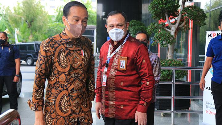 Sudah Layak Ditahan Namun Firli Bahuri Tak Juga Ditahan, Ini Pandangan Pengamat » Warga Berita 1 Sudah Layak Ditahan Namun Firli Bahuri Tak Juga Ditahan, Ini Pandangan Pengamat » Warga Berita