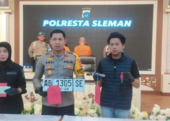 Usai Gasak Uang Rp 3,9 Juta Milik Warga Sleman, Komplotan Maling Ini Kabur dengan Pajero Sport Curian » Warga Berita