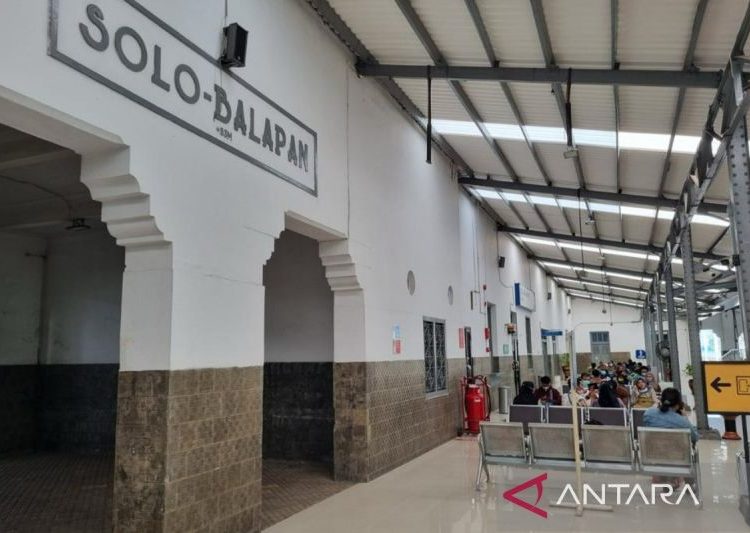 Tahun Baru 2024, Solobalapan layani ribuan penumpang KA 1 Tahun Baru 2024, Solobalapan layani ribuan penumpang KA