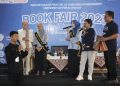 Inggit Soraya Minta Mahasiswa Tidak Tinggalkan Buku 11 Inggit Soraya Minta Mahasiswa Tidak Tinggalkan Buku