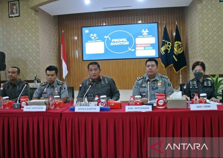 Kantor Imigrasi Surakarta capai realisasi PNBP 2023 Rp40,7 miliar