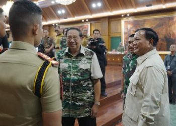 SBY, Wiranto dan Agum Gumelar Dinilai Khianati Keputusan Dewan Kehormatan Perwira dengan Dukung Prabowo » Warga Berita 1 SBY, Wiranto dan Agum Gumelar Dinilai Khianati Keputusan Dewan Kehormatan Perwira dengan Dukung Prabowo » Warga Berita