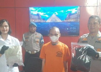 Kepergok Gesek-gesekkan Alat Vital ke Tubuh Korban di Tempat Umum, Seorang Mahasiswa Diamankan » Warga Berita 1 Kepergok Gesek-gesekkan Alat Vital ke Tubuh Korban di Tempat Umum, Seorang Mahasiswa Diamankan » Warga Berita