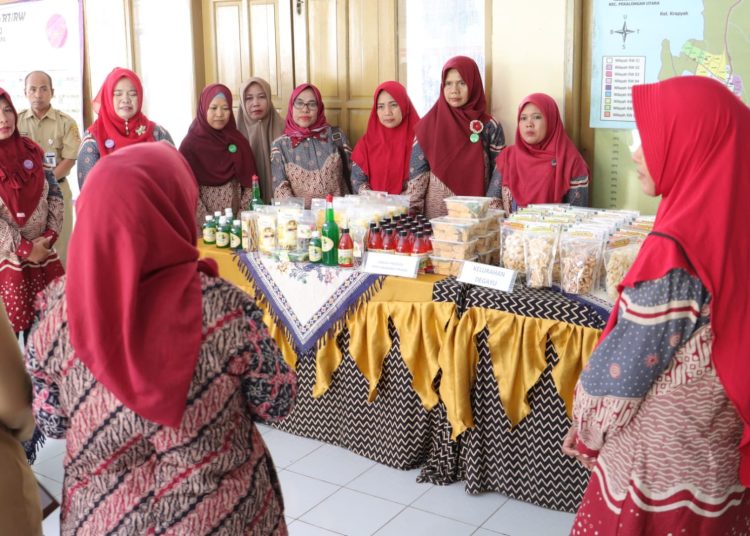 Pemkot Upayakan Pengembangan PPEP di 27 Kelurahan 1 Pemkot Upayakan Pengembangan PPEP di 27 Kelurahan