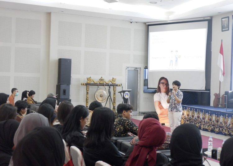 Kupas Etika Dunia Profesional, Dosen Ilkom Udinus Umami: Int…