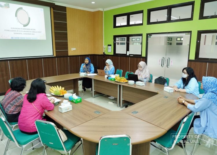 FK Universitas HKBP Nommensen Medan Melakukan Kunjungan Benchmarking ke FK UNS