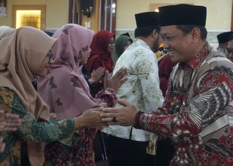 Wali Kota Pekalongan Lantik 119 ASN dan Jabatan Fungsional Guru 1 Wali Kota Pekalongan Lantik 119 ASN dan Jabatan Fungsional Guru