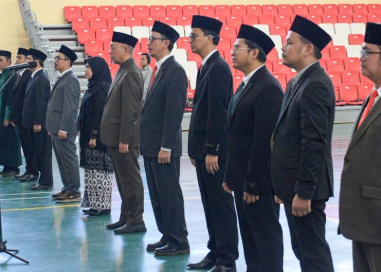 Pimpinan yang Dilantik Harus Profesional – Warga Berita