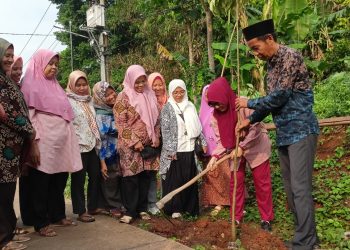 Kembangkan Desa Wisata, Kadugenep Tanam 100 Pohon – Warga Berita