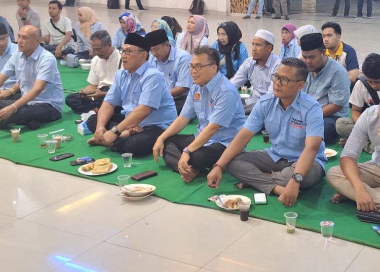 TKD Prabowo-Gibran Kota Cilegon Nobar Debat Capres – Warga Berita
