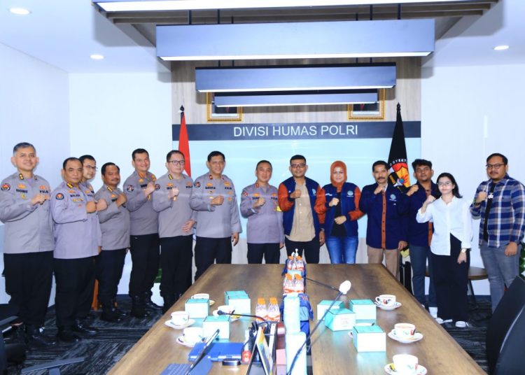 Wujudkan Pemilu Damai, Kadiv Humas Polri Menerima Audiensi IWO – Warga Berita 1 Wujudkan Pemilu Damai, Kadiv Humas Polri Menerima Audiensi IWO – Warga Berita