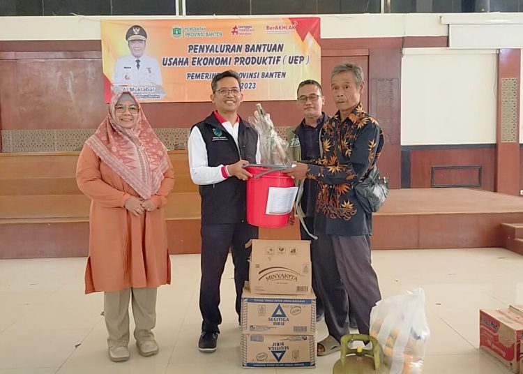 Ribuan Warga Pandeglang Dapat Bantuan Usaha – Warga Berita