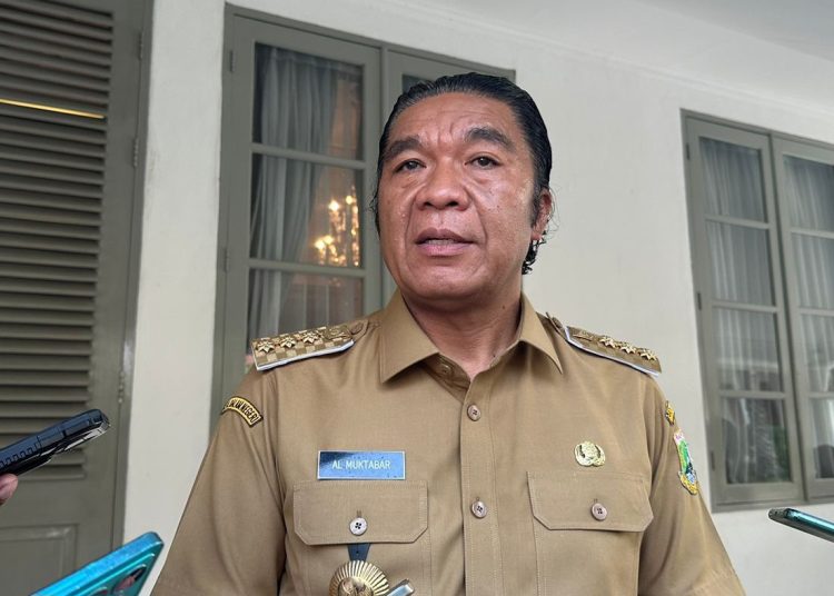 Ramai Isu Pelantikan Pejabat Pemprov Banten, Al Muktabar Bilang Begini – Warga Berita 1 Ramai Isu Pelantikan Pejabat Pemprov Banten, Al Muktabar Bilang Begini – Warga Berita