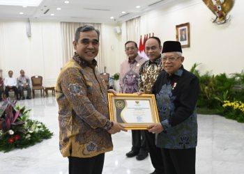 Ini Penghargaan Partai Paling Informatif ke-8 untuk Gerindra 9 Ini Penghargaan Partai Paling Informatif ke-8 untuk Gerindra
