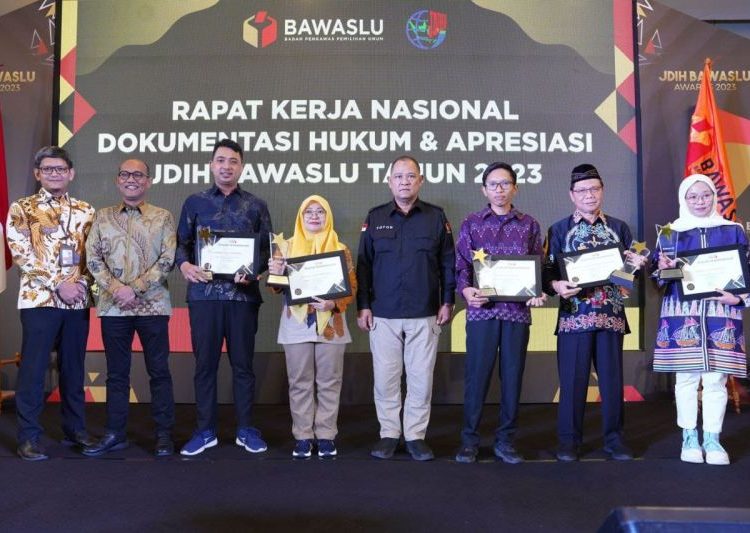 Bawaslu Semarang kembali raih terbaik 1 pada JDIH Award 2023