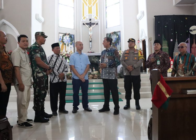 Cek Gereja, Forkopimda Jamin Keamanan Perayaan Natal di Kabupaten Brebes