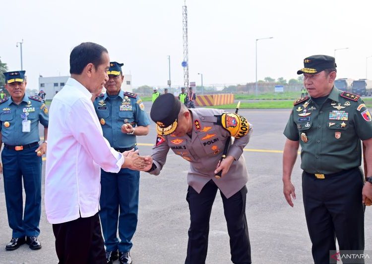 Presiden Jokowi resmikan BTS 4G dan Satelit Satria-1 1 Presiden Jokowi resmikan BTS 4G dan Satelit Satria-1