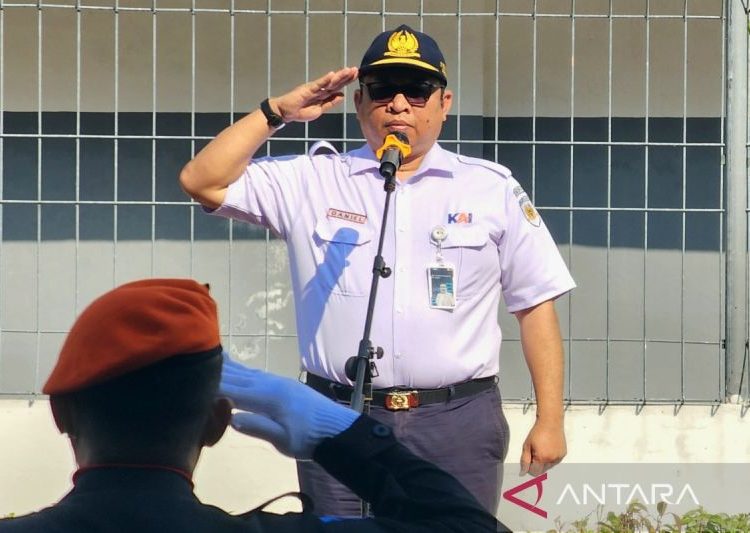 KAI Semarang tambah rangkaian sejumlah KA hadapi libur akhir tahun