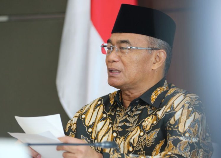 Muhadjir Minta Pemudik Nataru Lengkapi Vaksinasi COVID-19 1 Muhadjir Minta Pemudik Nataru Lengkapi Vaksinasi COVID-19