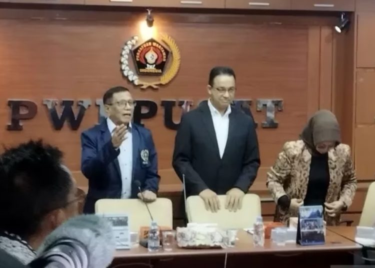 Anies Baswedan Penuhi Undangan PWI, Sampaikan Visi Misi Capres – Warga Berita