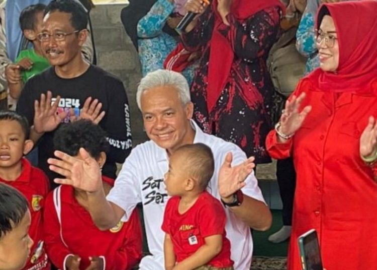 Ganjar Berharap Keluarga Tidak Perlu Malu, Agar Anak Berkebutuhan Khusus Dibawa ke Sanggar – Warga Berita