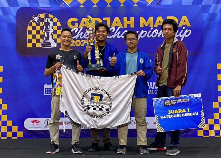 Raih Juara Pertama di Gadjah Mada Championship, Tim Catur... 1 Raih Juara Pertama di Gadjah Mada Championship, Tim Catur…
