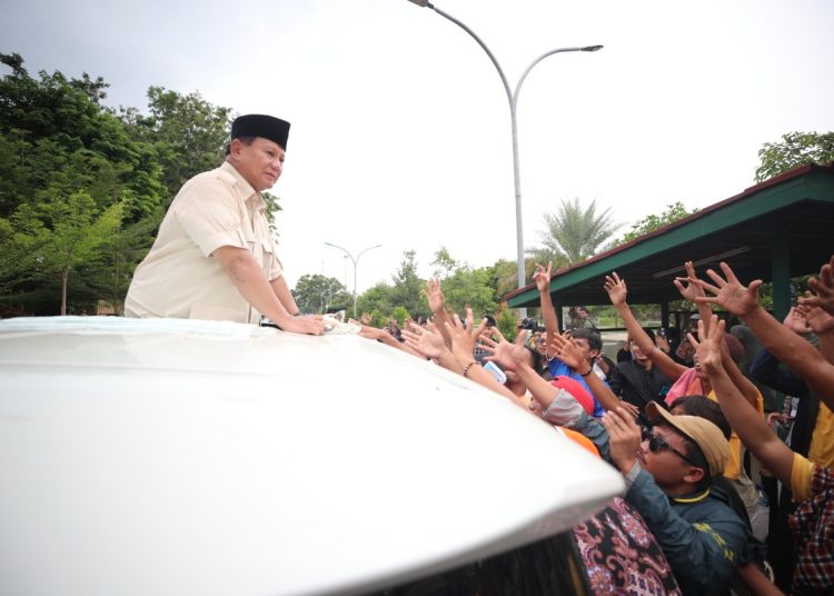 Prabowo Diteriaki Gemoy dan Presiden 2024 di Ponpes Roudatul Ulum Cidahu Pandeglang – Warga Berita