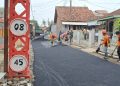 7 Tahun Rusak, Jalan Lingkungan Sumampir Timur Akhirnya Diperbaiki – Warga Berita 11 7 Tahun Rusak, Jalan Lingkungan Sumampir Timur Akhirnya Diperbaiki – Warga Berita