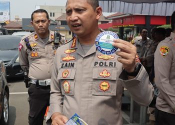 Tawuran di Karang Tengah, 1 Orang Disiram Air Keras – Warga Berita