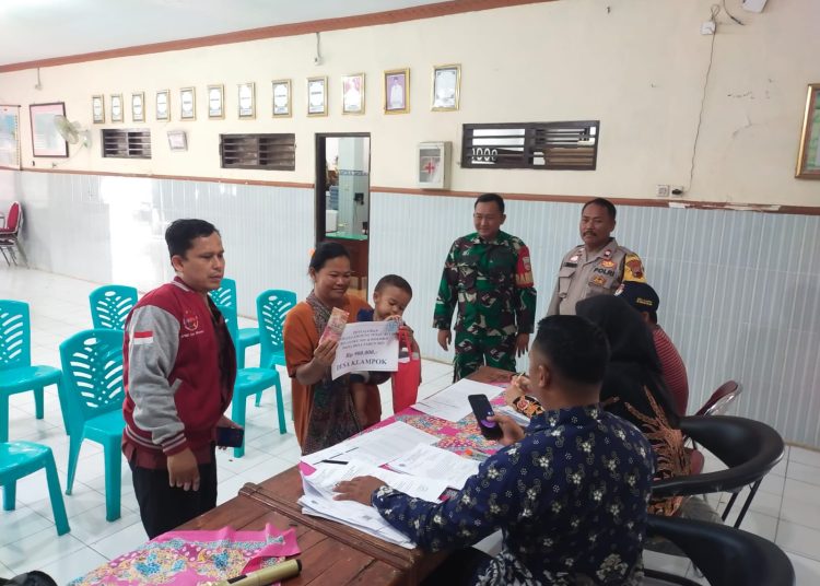 Monitoring Penyaluran Dana Desa, Polisi Sampaikan Imbauan Kamtibmas Kepada Warga