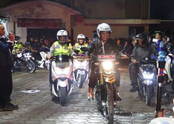 Kendarai Motor, Pj Gubernur Banten Pantau Malam Natal 2023 Bersama Forkopimda – Warga Berita