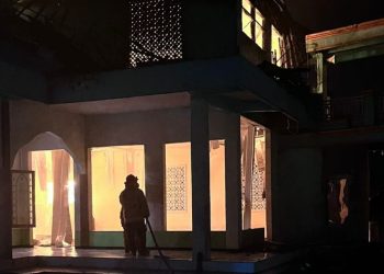 Diduga Korsleting Listrik, Pesantren di Baros Terbakar – Warga Berita