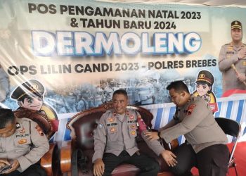 Dukung Operasi Lilin Candi 2023, Tim Dokes Polres Brebes Keliling Pospam Berikan Layanan Kesehatan Personil