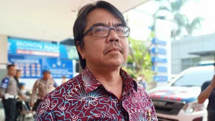 Haris Pertama Sebut Ade Armando Tak Tahu Sejarah dan Konslet 1 Haris Pertama Sebut Ade Armando Tak Tahu Sejarah dan Konslet