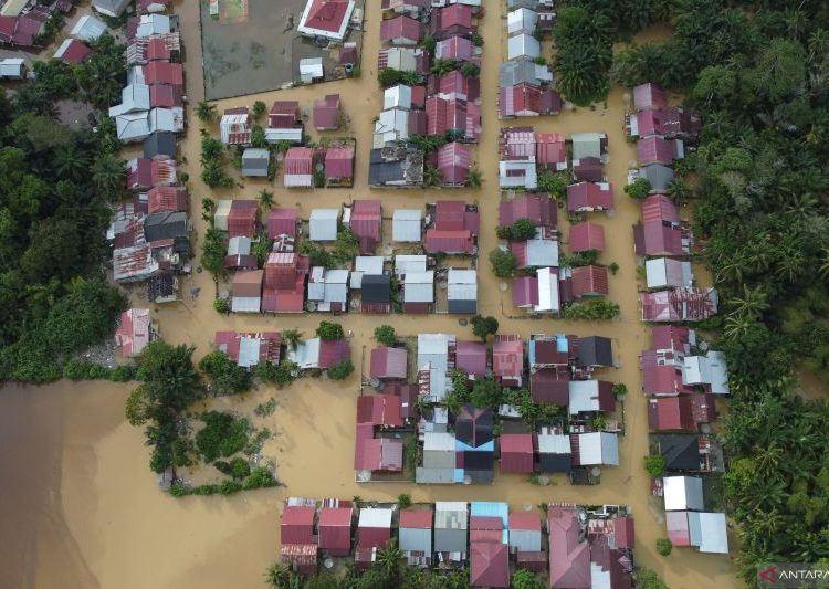 Inilah lima provinsi berisiko mengalami bencana hidrometeorologi basah 1 Inilah lima provinsi berisiko mengalami bencana hidrometeorologi basah