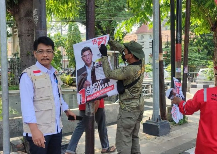 Bawaslu Semarang amankan 815 APK langgar aturan, PSI terbanyak
