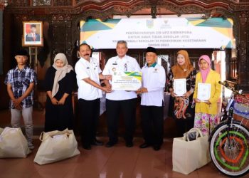 Baznas Kudus bantu biaya pendidikan 40 anak putus sekolah