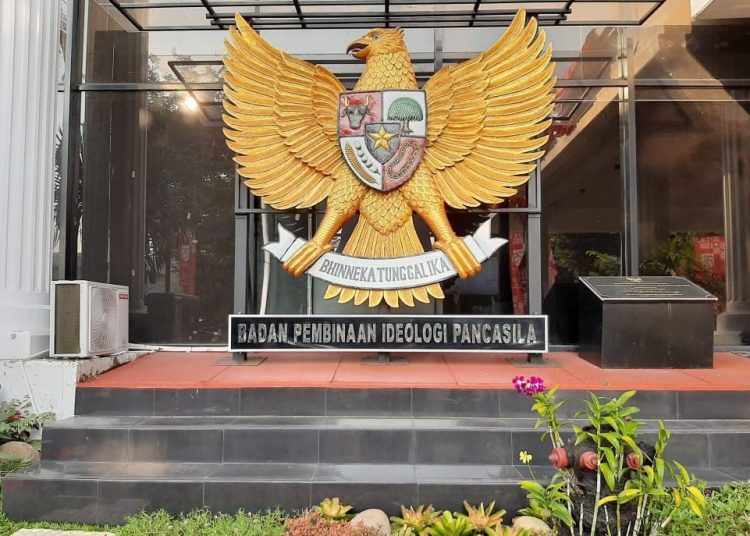 BPIP Ajak Masyakat Asmat Sukseskan Pemilu 2024 Sesuai Nilai-Nilai Pancasila 1 BPIP Ajak Masyakat Asmat Sukseskan Pemilu 2024 Sesuai Nilai-Nilai Pancasila