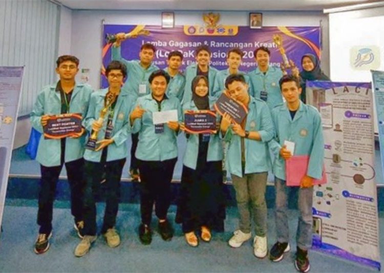 Mahasiswa elektro UNS boyong tiga penghargaan nasional 1 Mahasiswa elektro UNS boyong tiga penghargaan nasional